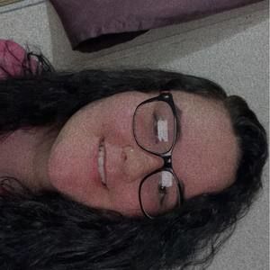 Meet your Posher, Chloe